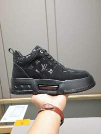 Picture of Louis Vuitton Shoes _SKULVsz38-44hnq120413400